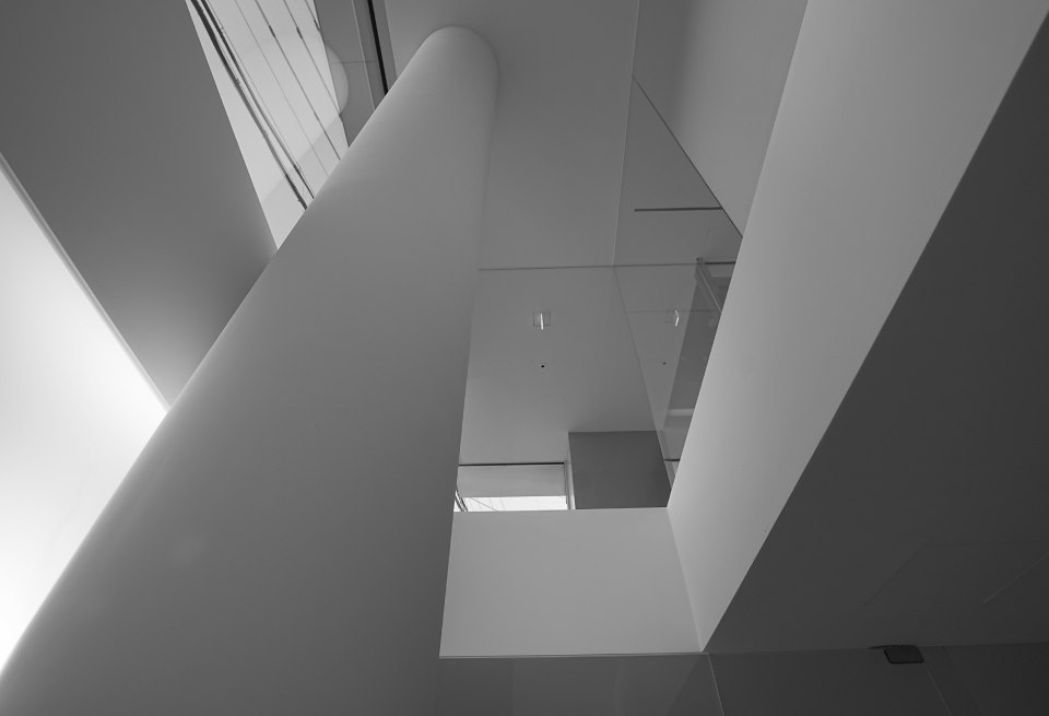 1B LIFTING & SKIN CARE