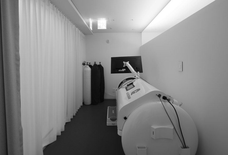 2B RECOVERY & OXYGEN